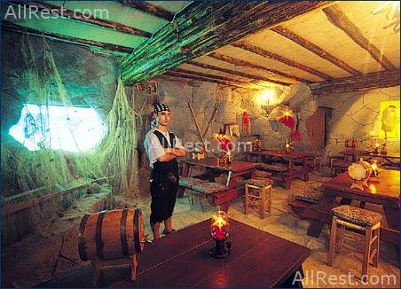Pirates Beach Club 9